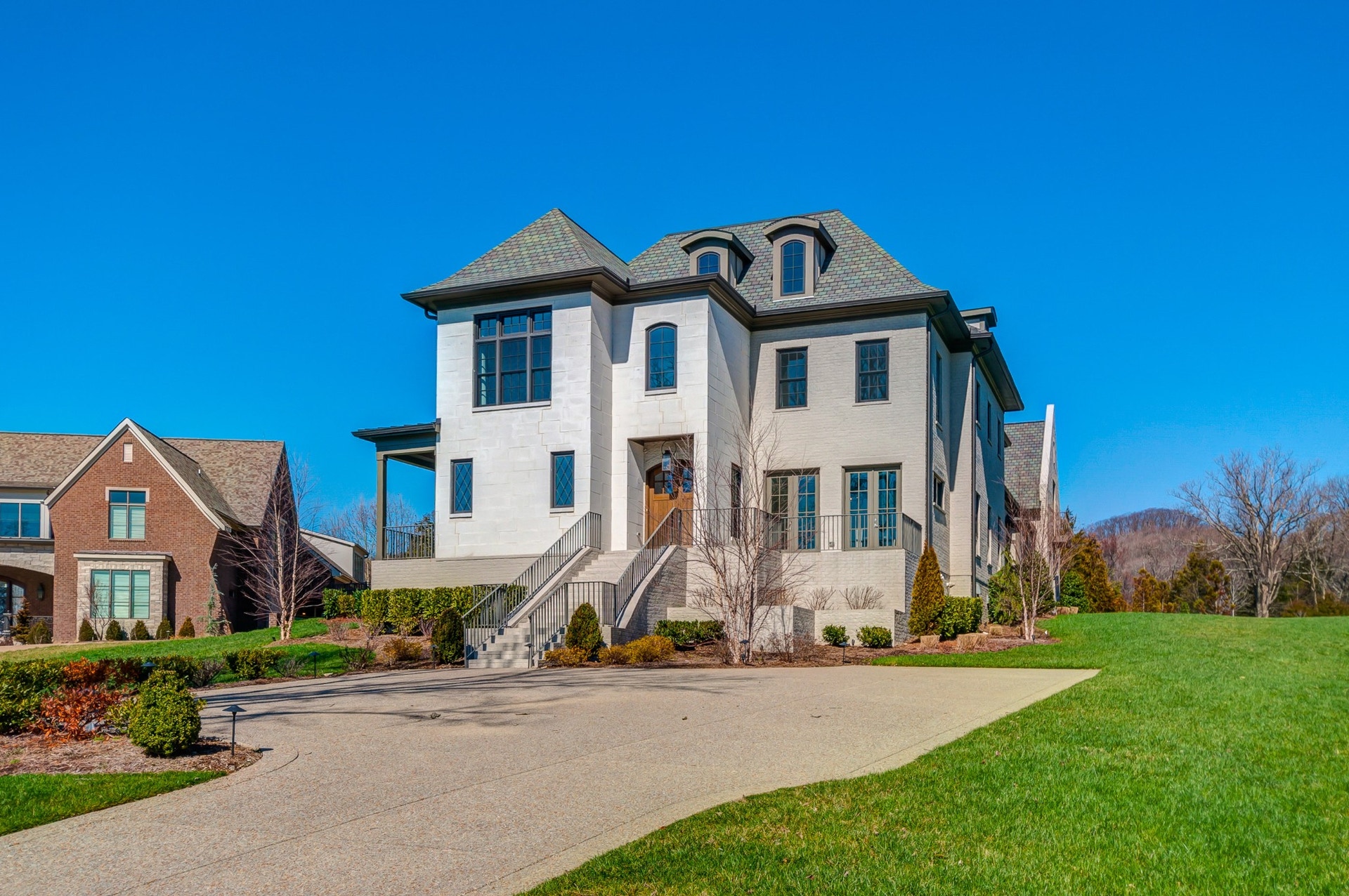 Sold 125 Woodward Hills Pl, Brentwood, TN 37027 5 Beds / 6 Full